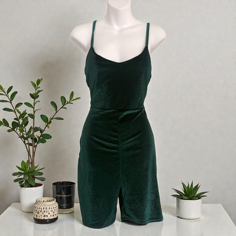PrettyLittleThing Hunter Green Velvet Romper | Size 6 - Picture 2 of 11